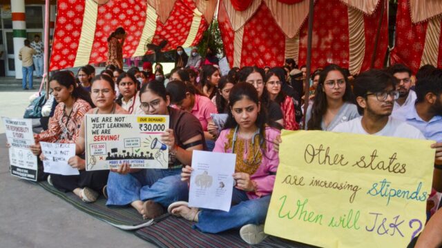 Medical interns in Jammu and Kashmir protesting for stipend hike